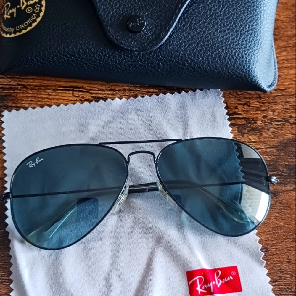 Used Rayban Aviator Sunglasses